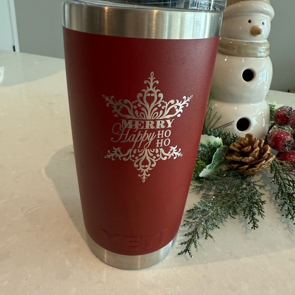 Yeti for Christmas - Picture 2 of 3